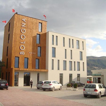 Hotel Bologna Vlorë Екстериор снимка