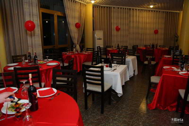 Hotel Bologna Vlorë Екстериор снимка